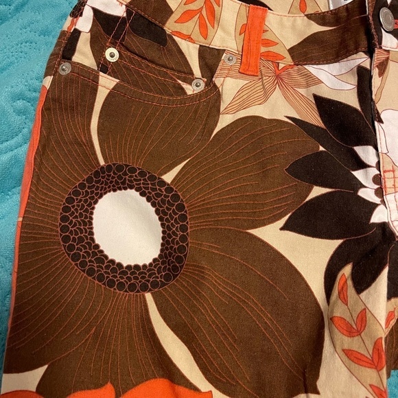 Ann Taylor LOFT CORAL, BROWN, Floral Capris Pants size‎ 6 NEW WITHOUT TAGS - Picture 3 of 9